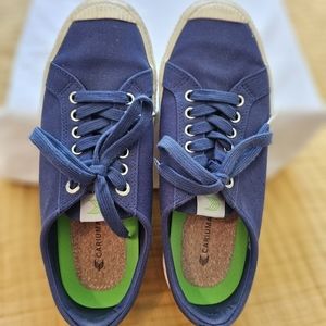 Unisex Cariuma shoes